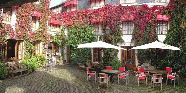 Logis Hotel Les Fuchsias Saint-Vaast-la-Hougue Exteriér fotografie